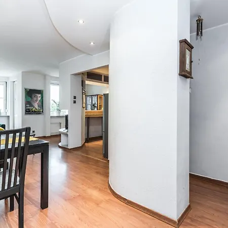 Lejlighed Apartament Na Rynku Z Wanna W Centrum Wroclawia By Rent Like Wrocław